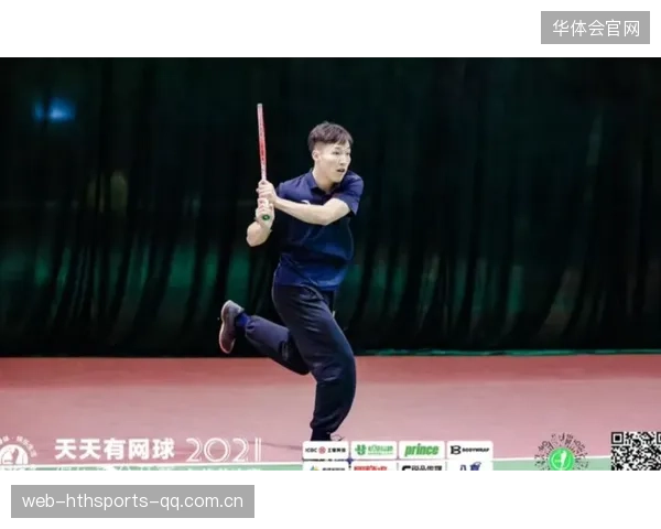 网球队伍加入反手专项训练课程，打造完美反手实力新标杆